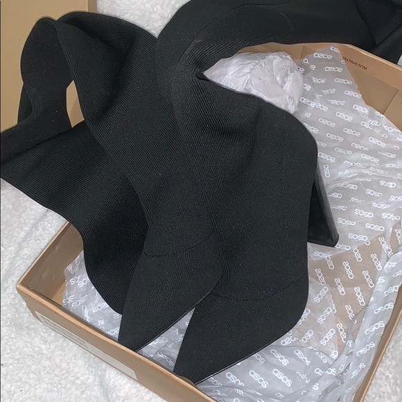 ASOS Knitted Thigh Highs - Picture 4 of 4